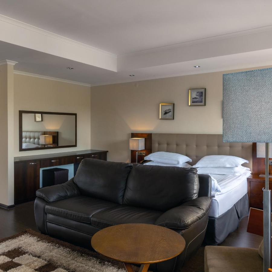Hotel Park House Barmashino Exterior foto